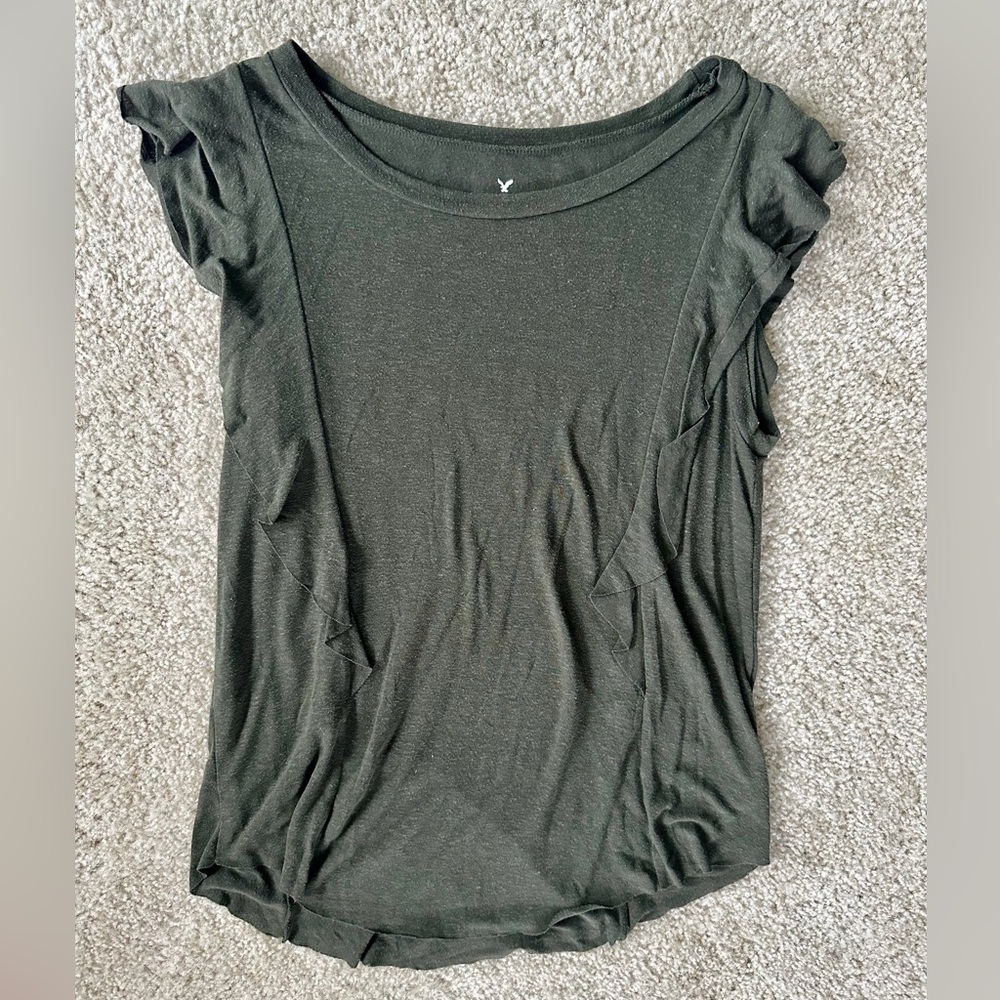 • ae ruffle tank •